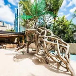 Park Lane 3300 Apts